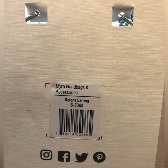 NWT Myra blue earrings - Picture 2 of 6